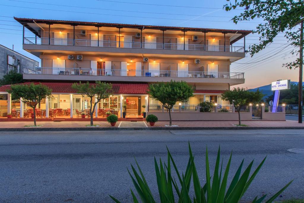 Hotel Grekas Neoi Poroi Extérieur photo