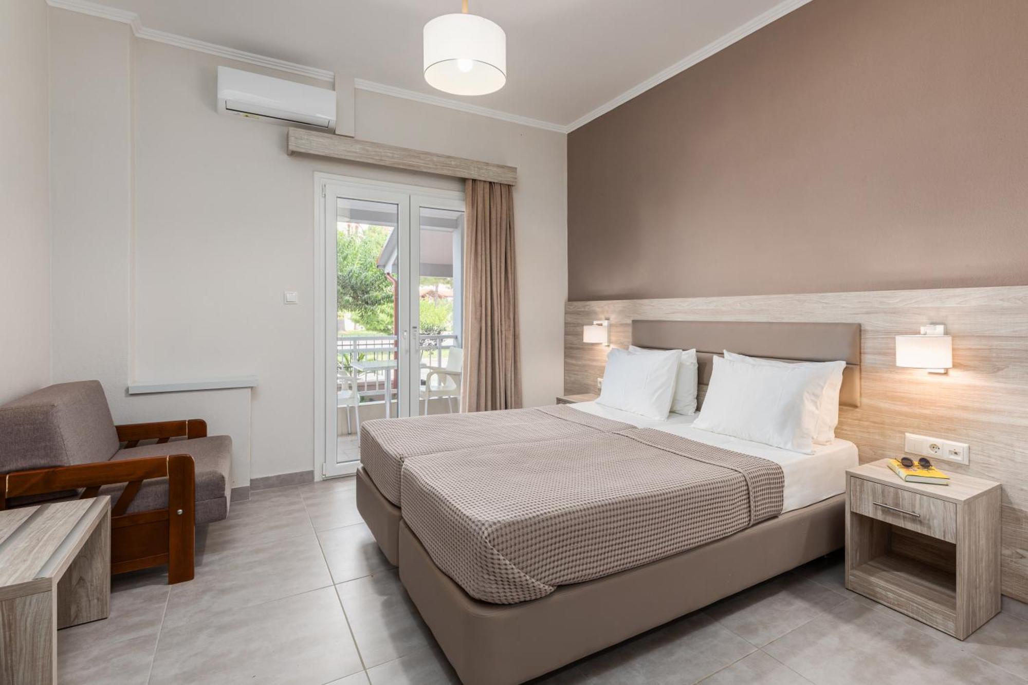 Hotel Grekas Neoi Poroi Extérieur photo