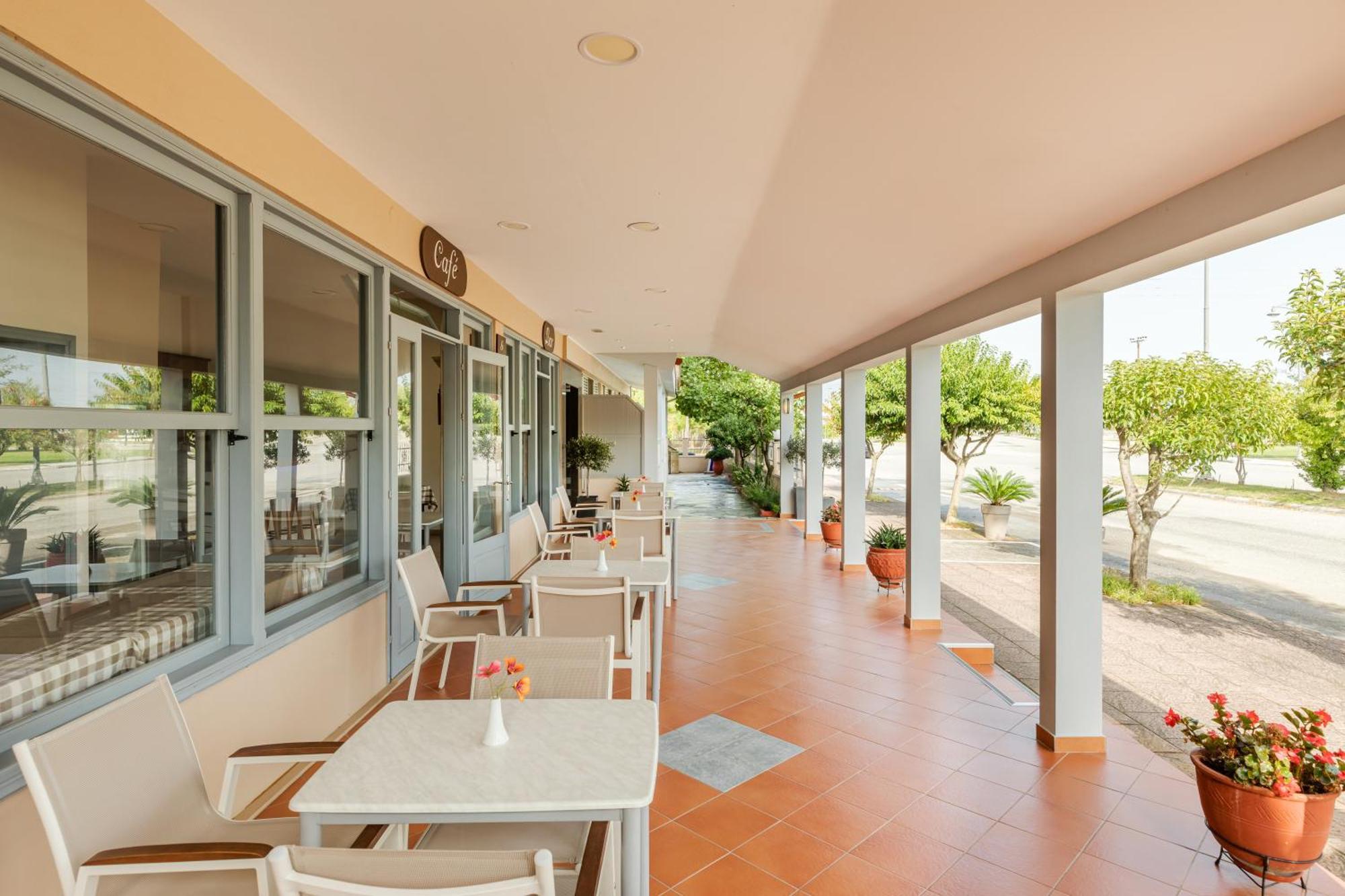 Hotel Grekas Neoi Poroi Extérieur photo